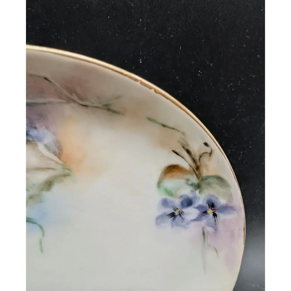 Hand Painted Porcelain Floral Plate Purple Violets Gold Rim Decorative 6 inch‎
